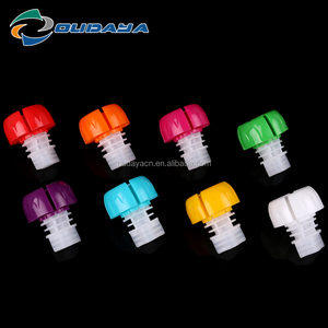 Tapa de seguridad antiderrame de plástico PE/PP de 8.6mm a prueba de bebés, con doble orificio y a prueba de manipulaciones, para biberones - Product Image 2
