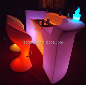 Mostrador de barra LED moderno Coolqing, muebles de plástico luminosos geniales para el hogar y bares comerciales, venta de mesas de fiesta - Product Image 6