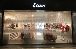 Polycarbonate Roller <span class=keywords><strong>Shutter</strong></span> Thanh Rõ Ràng Cửa Chớp Nhựa Trong Suốt Cuộn Lên Cửa - Product Image 2