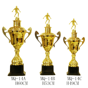 Podría ser al por mayor elegante fútbol trofeo de plástico taza - Product Image 3