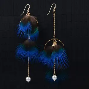 珠宝时尚 AB 设计孔雀羽毛长耳环仿制珍珠圈吊式耳环批发为妇女可爱礼品