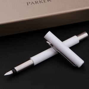 Pluma estilográfica de plata, marca alemana - Product Image 2