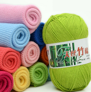 Vente en gros de fil au crochet en laine à tricoter en coton charbon de bambou naturel fil mélangé teint haute résistance anti-boulochage pour la couture de bébé - Product Image 2