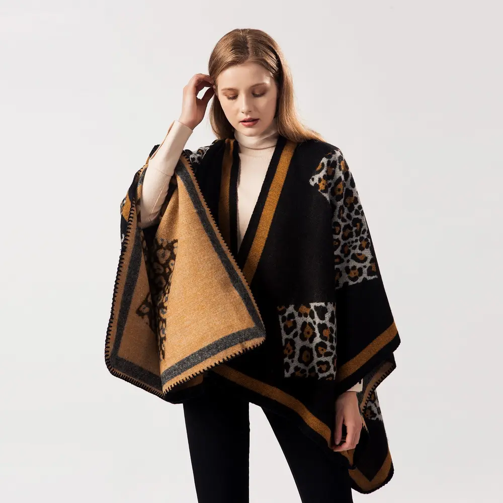 Poncho de búfalo cálido para mujer, poncho de punto de gran tamaño con estampado de leopardo barato de lujo para mujer 2020