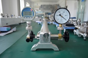 HS720 <span class=keywords><strong>Portable</strong></span> Pneumatique Pression Calibrage <span class=keywords><strong>Comparateur</strong></span> - Product Image 4