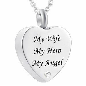 Collana con Urna a Cuore 'Mia Moglie, Il Mio Eroe, Il Mio Angelo' per Ceneri - Gioiello Commemorativo - Ciondolo Ricordo - Kit Imbuto Incluso - Product Image 1