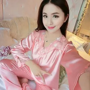 Groothandel Lente Zijden Pyjama Lange Mouwen Vrouwen Elegante Pyjama Tweedelige Set Dames Satijn Sleepcoat Broek Nachtkleding