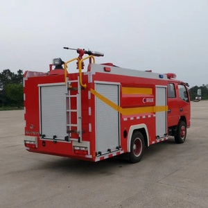 Camion de <span class=keywords><strong>pompiers</strong></span> à eau de 2000 litres Nouveau véhicule de lutte contre les incendies du Japon - Product Image 1