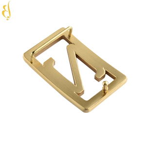 Fibbia ad ardiglione dell'alfabeto con lettera Z incisa in oro di vendita calda per cintura da uomo - Product Image 3