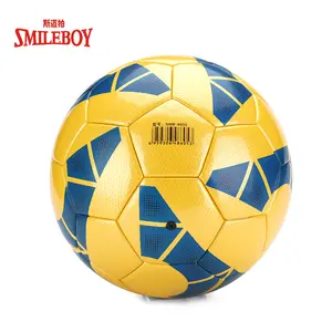 2022 Hot Sale Football Soccer Ball Machine Stitched With Custom Logo Service