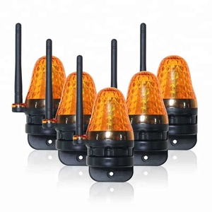 Lampe d'alarme à LED clignotante pour portail automatique, design moderne, fonction durable pour les opérateurs <span class=keywords><strong>de</strong></span> portes automatiques - Product Image 1