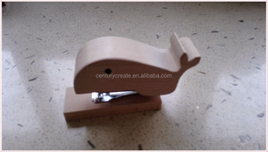 Mini Engrapadora de Madera Ecológica con Forma de Hexágono, Diseño de Animales, para Libros, Oficina y Escuela - Product Image 4