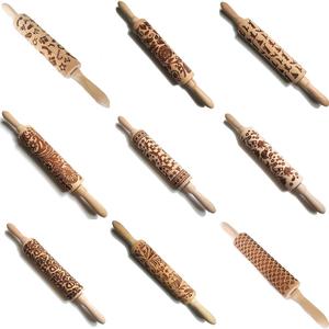 Outils de biscuits de <span class=keywords><strong>pain</strong></span> <span class=keywords><strong>d</strong></span>'épice de cuisine gaufrage laser rouleau à pâtisserie en bois à motifs de noël - Product Image 4