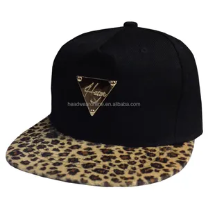 Logotipo de Metal personalizado Rapper Hip Hop Chapéu Esportes Gorras Atacado Moda Leopardo Impresso Flat Brim 5 Painel Snapback Cap