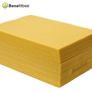 Premium Quality 100% Natural Honeycomb Beeswax Sheets Beeswax Foundation Sheet For Beekeepers