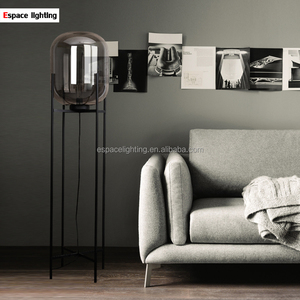 Lampada da Terra Decorativa in Vetro Oda, Grande Lampada da Terra Unica in Vetro - Product Image 1