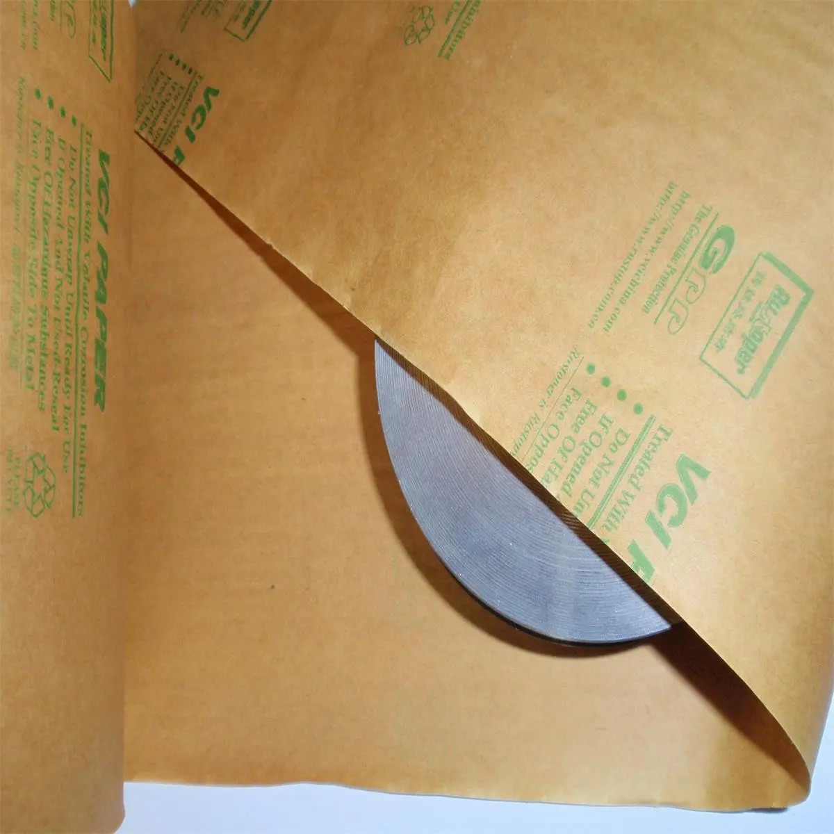 High quality VCI antirust wrapping kraft paper for antirust packaging of auto parts