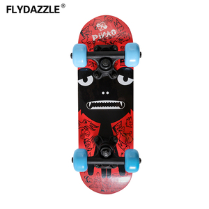 Mini <span class=keywords><strong>Skateboard</strong></span> da Dito con Cuscinetti <span class=keywords><strong>per</strong></span> Regalo, Tavole da <span class=keywords><strong>Skateboard</strong></span> Usate <span class=keywords><strong>per</strong></span> <span class=keywords><strong>Bambini</strong></span> in Vendita - Product Image 2