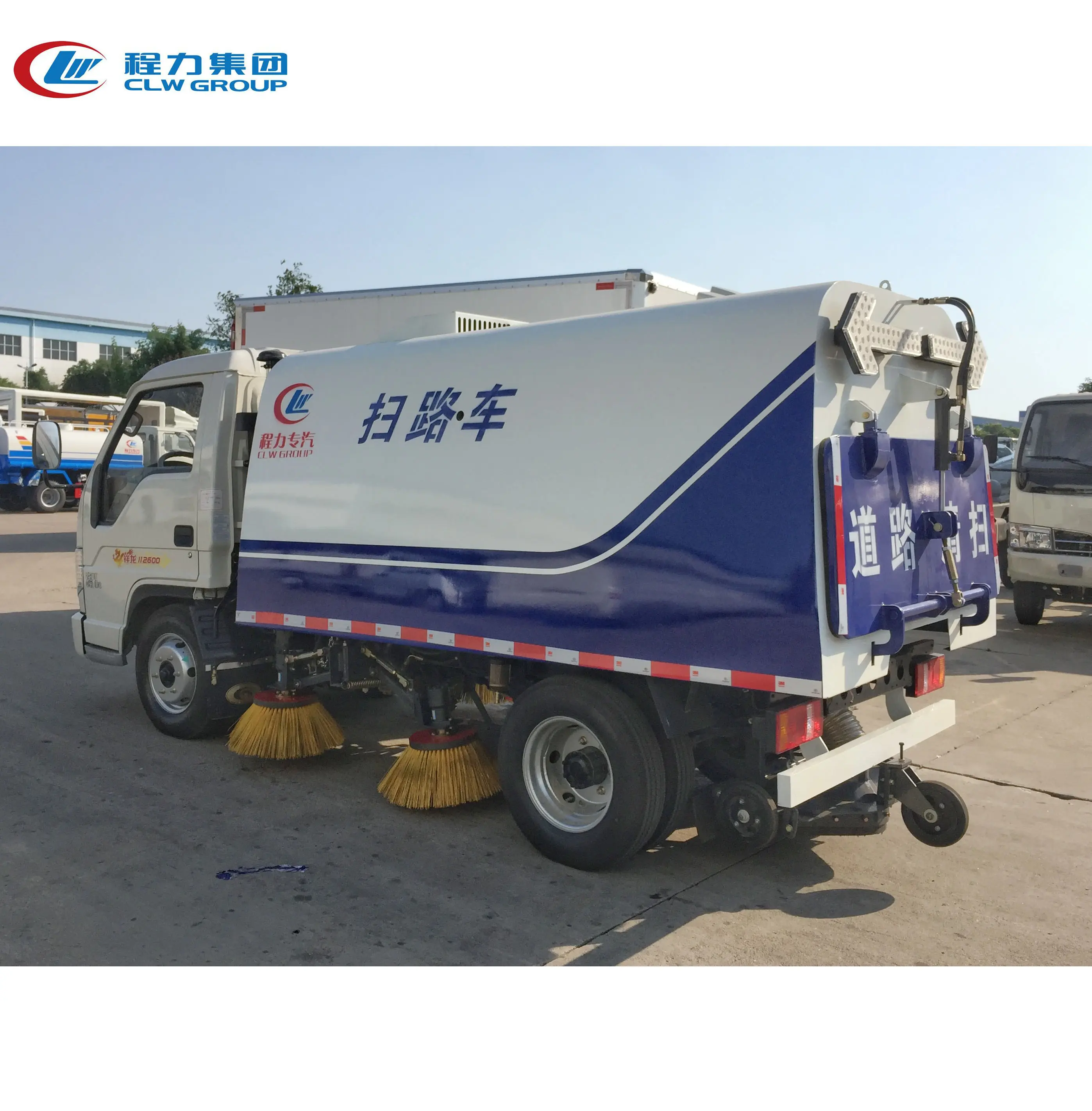 Small High Pressure Washing Sweeper Truck mini Compact street sweeping truck