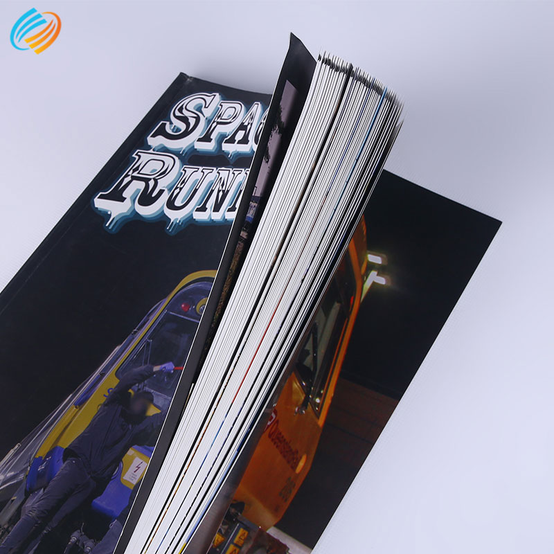 Бесплатные образцы, низкая цена, Полноцветный глянцевый бумажный журнал, печатная компания