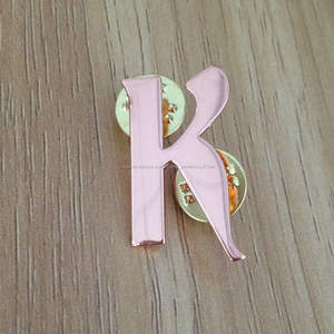 Regalos promocionales de letras de metal <span class=keywords><strong>pin</strong></span> insignia con color pintado - Product Image 1