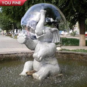 Fuente de agua de elefante de piedra al aire libre