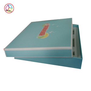 Tùy chỉnh giáng sinh phong cách thời trang giấy lịch bao bì hộp với UV lợi thế logo dập nổi cho chăm sóc cá nhân quà tặng bao bì mẫu miễn phí bán buôn - Product Image 6