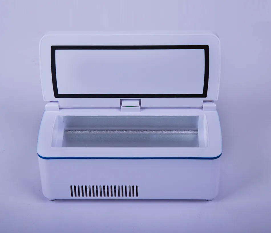 2018 New Design Mini portable medicine refrigerator Insulin mini fridge