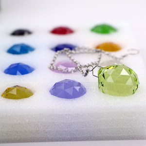 Bán buôn 30mm K9 Pha lê cầu pha lê nhiều màu sắc cao cấp dùng làm đèn chùm, mặt dây treo, 1 bộ 12 màu - Product Image 4