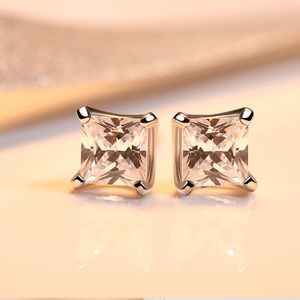 Boucles <span class=keywords><strong>d</strong></span>'oreilles clous en argent 925 LUOTEEMI, petites, carrées, en zircon cubique, pour <span class=keywords><strong>femme</strong></span>, idéales pour le quotidien et les fiançailles - Product Image 4
