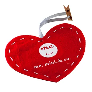 Custom Logo Various Color Small Printed Heart Felt Gift Bag, Handmade Heart Hang Tag Bag