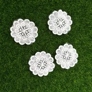 批发花蝴蝶 Doily 钩针花边 Doilies 为家庭装饰