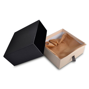 Caja de Almacenamiento Negra de Papel Especial, Estilo Cajón, para Cinturones, Diseño Más Reciente, Disponible en Existencia - Product Image 4
