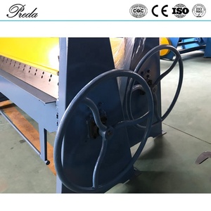 Machine à cintrer manuelle de tôle de la Chine dans la capacité de largeur de <span class=keywords><strong>2m</strong></span> avec la machine pliante de haute qualité pour le cintrage de feuille de 1.5mm - Product Image 6