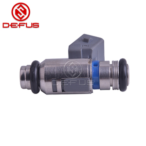 Injecteurs de carburant IWP-142 de haute qualité DEFUS pour <span class=keywords><strong>CLIO</strong></span> LAGUNA MEGANE I 1.6L 1.8L 16V carburant d'<span class=keywords><strong>injection</strong></span> d'essence nouvelle condition - Product Image 3