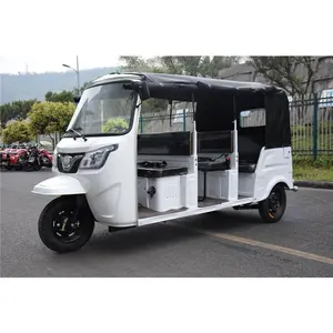 China Bajaj 500Kg Laden Capaciteit 200cc Watergekoelde Passagier Tuk Tuk