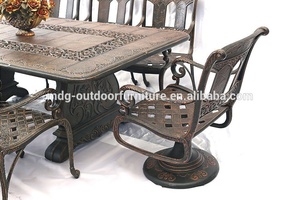 <span class=keywords><strong>Table</strong></span> de salle à manger <span class=keywords><strong>carrée</strong></span> en <span class=keywords><strong>aluminium</strong></span> coulé de luxe avec des ensembles de jardin en fer forgé en provenance de Chine - Product Image 5