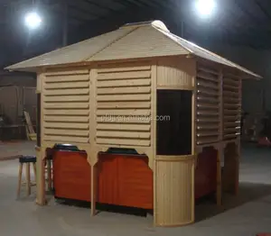 Prefabbricata gazebo in legno, vasca idromassaggio manuale di montaggio all'aperto giardino gazebo