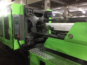 Macchina per Stampaggio a Iniezione di Plastica Usata HK Welltec 380 Tonnellate Originale con Servo <span class=keywords><strong>in</strong></span> <span class=keywords><strong>Vendita</strong></span> - Product Image 2