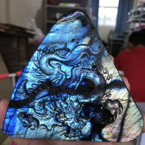 Personalizzato Intagliato A Mano <span class=keywords><strong>Labradorite</strong></span> Naturale Dragon Scultura Di <span class=keywords><strong>Cristallo</strong></span> Per La Decorazione - Product Image 1