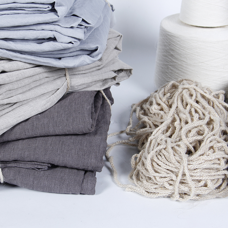 Мягкая, на ощупь, 85% хлопок, 15% Лен