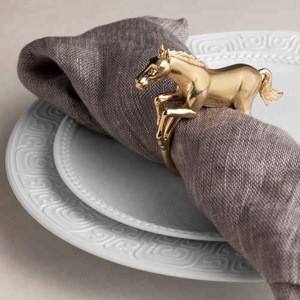 Nouveautés 2021 Décoration <span class=keywords><strong>de</strong></span> mariage Animal Cheval Or rose Anneaux <span class=keywords><strong>de</strong></span> <span class=keywords><strong>serviette</strong></span> - Product Image 3