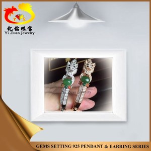 Diseño clásico <span class=keywords><strong>verde</strong></span> jasper piedra plata de moda brazaletes - Product Image 1