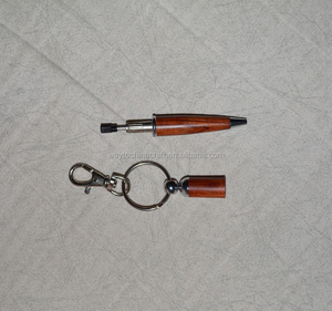 Customizable hadiah pena kayu dengan keyring