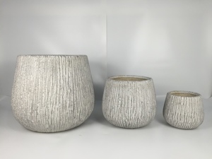 Grands pots de fleurs en fibre de verre légers et durables pour l'extérieur, écologiques, capacité de 5 L, design minimaliste pour une utilisation au sol dans le jardin à domicile - Product Image 5