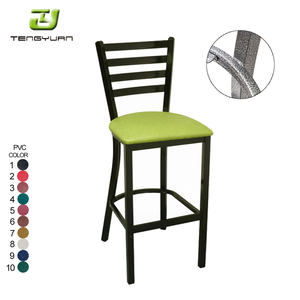 Tabourets <span class=keywords><strong>de</strong></span> <span class=keywords><strong>bar</strong></span> modernes en fer avec dossier, hauteur comptoir, rembourrés – Mobilier commercial d'<span class=keywords><strong>occasion</strong></span> pour café et cuisine - Product Image 2