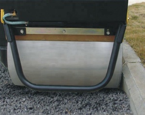 Marche derrière un rouleau vibrant compacteur de 1 tonne - Product Image 4