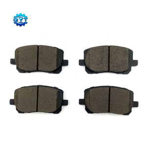 Plaquettes de frein avant de haute qualité D923 04465-44090 pour PONTIAC Vibe 2003-2010 <span class=keywords><strong>TOYOTA</strong></span> <span class=keywords><strong>COROLLA</strong></span> 1983-1988 2003-2007 - Product Image 1