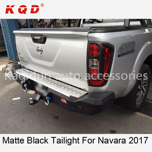 trasera recorta pickup tronco trasero luz <span class=keywords><strong>de</strong></span> <span class=keywords><strong>la</strong></span> lámpara cubierta auto accesorios para Navara Frontier np300 2017 - Product Image 1