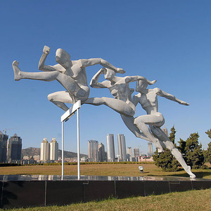 Sculpture en acier inoxydable creuse à thème sportif pour stade, jardin, parc - Product Image 2